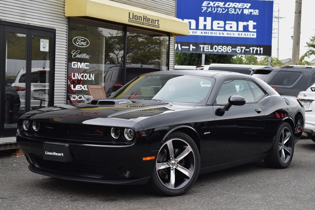 16ｙ 新車 Dodge Challenger Rt シェイカー 到着です ライオンハート