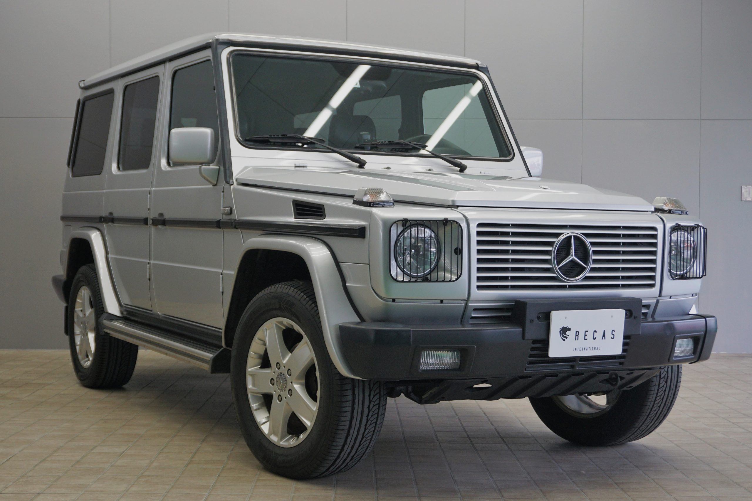 納車車両] メルセデスベンツ G320 シルバー | LION HEART