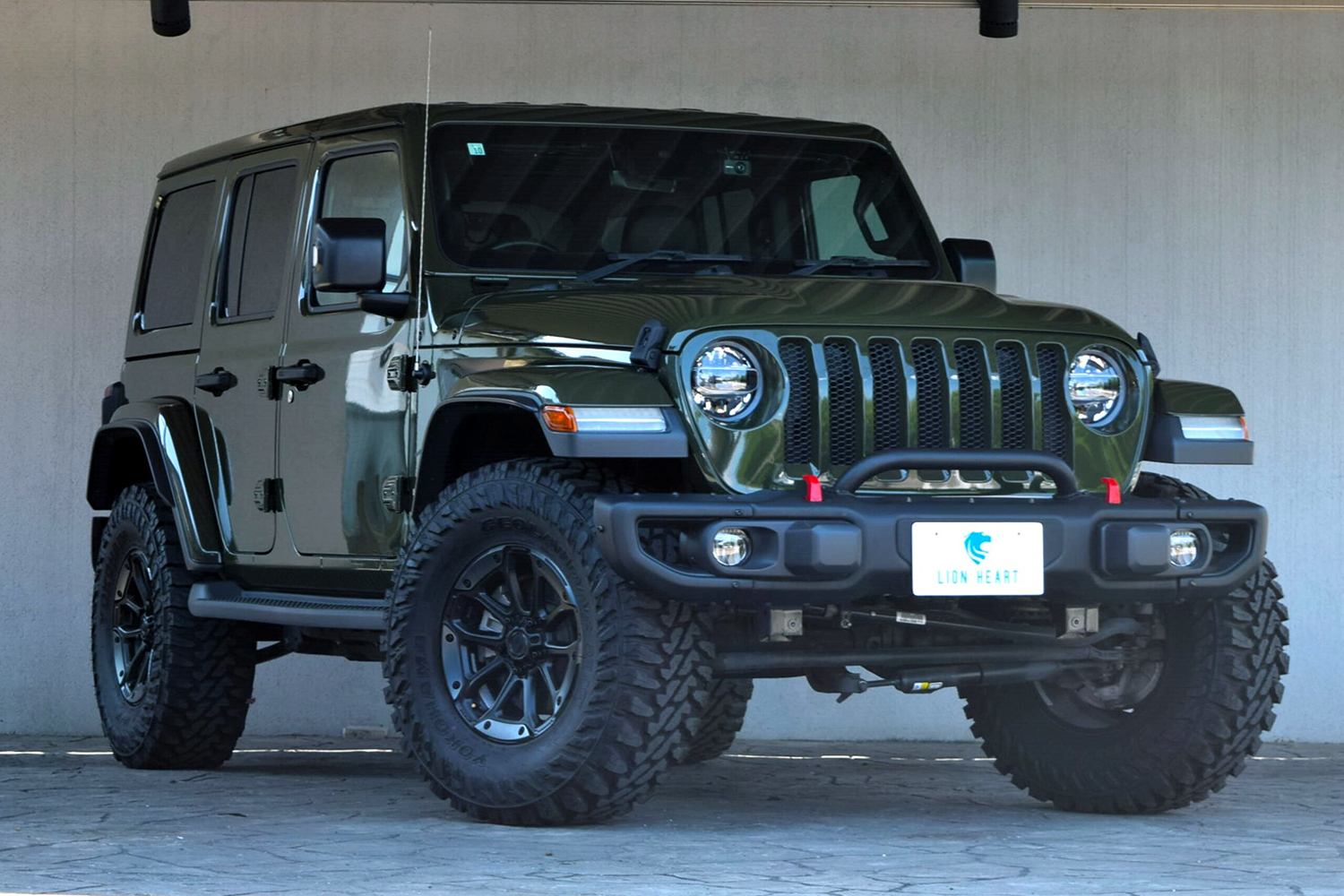 希少な200台限定！Jeep ラングラー アンリミテッド サハラ サージ